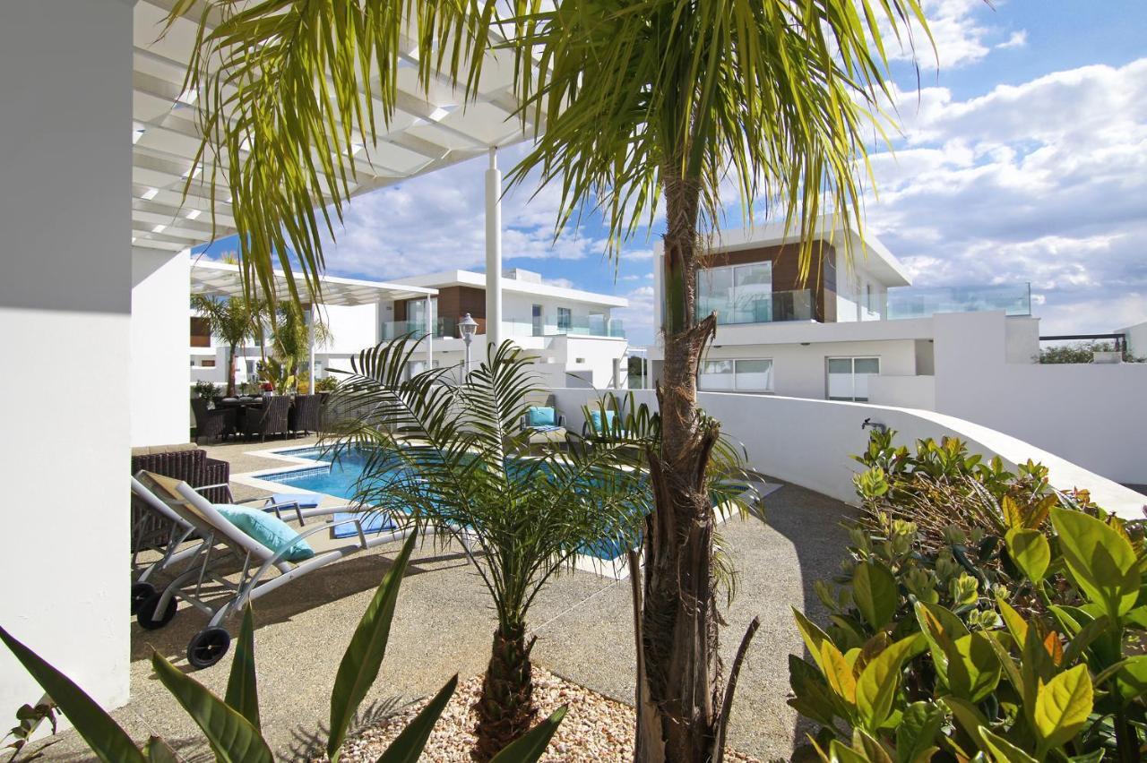 Villa Sunday Ayia Napa Exterior foto